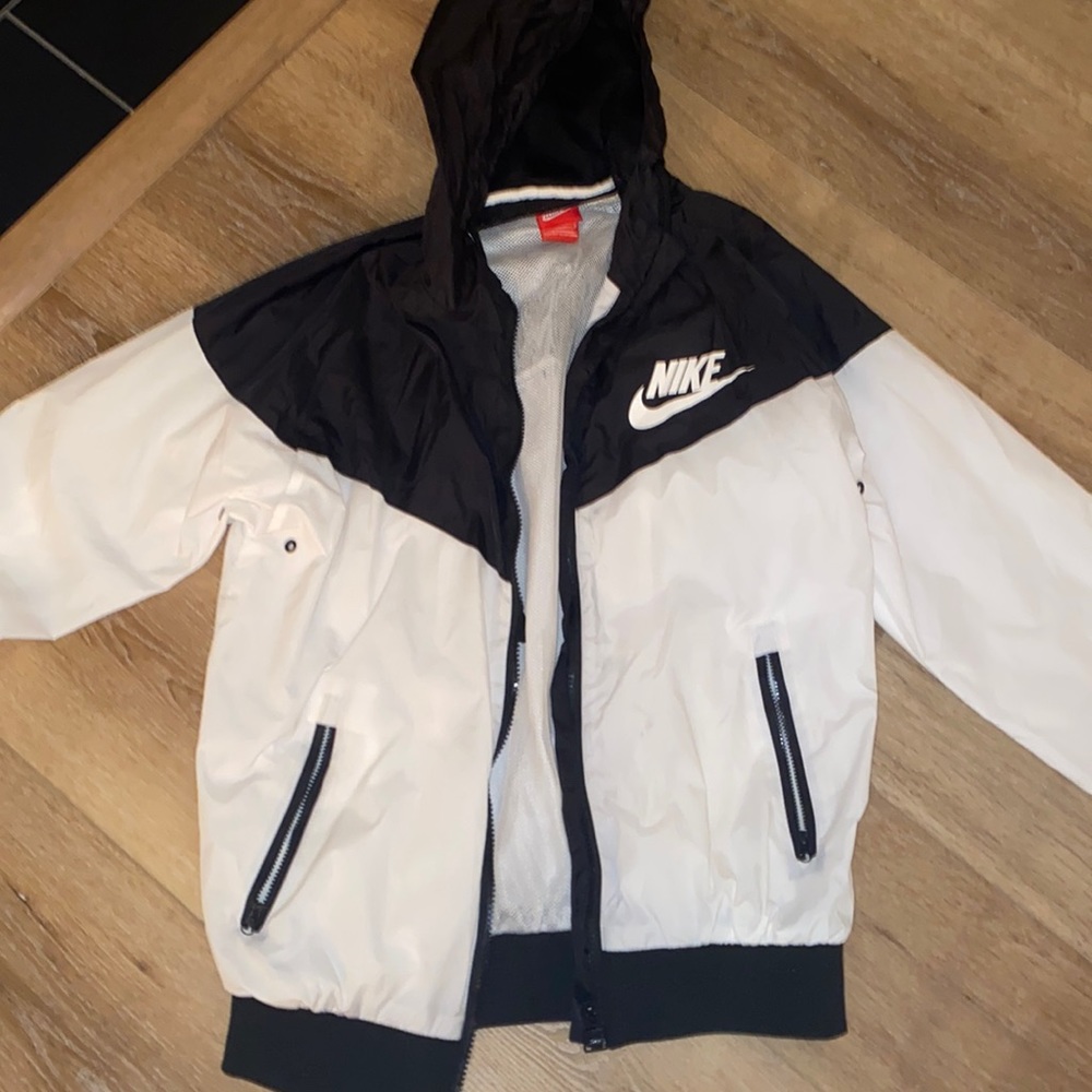 Nike windbreaker